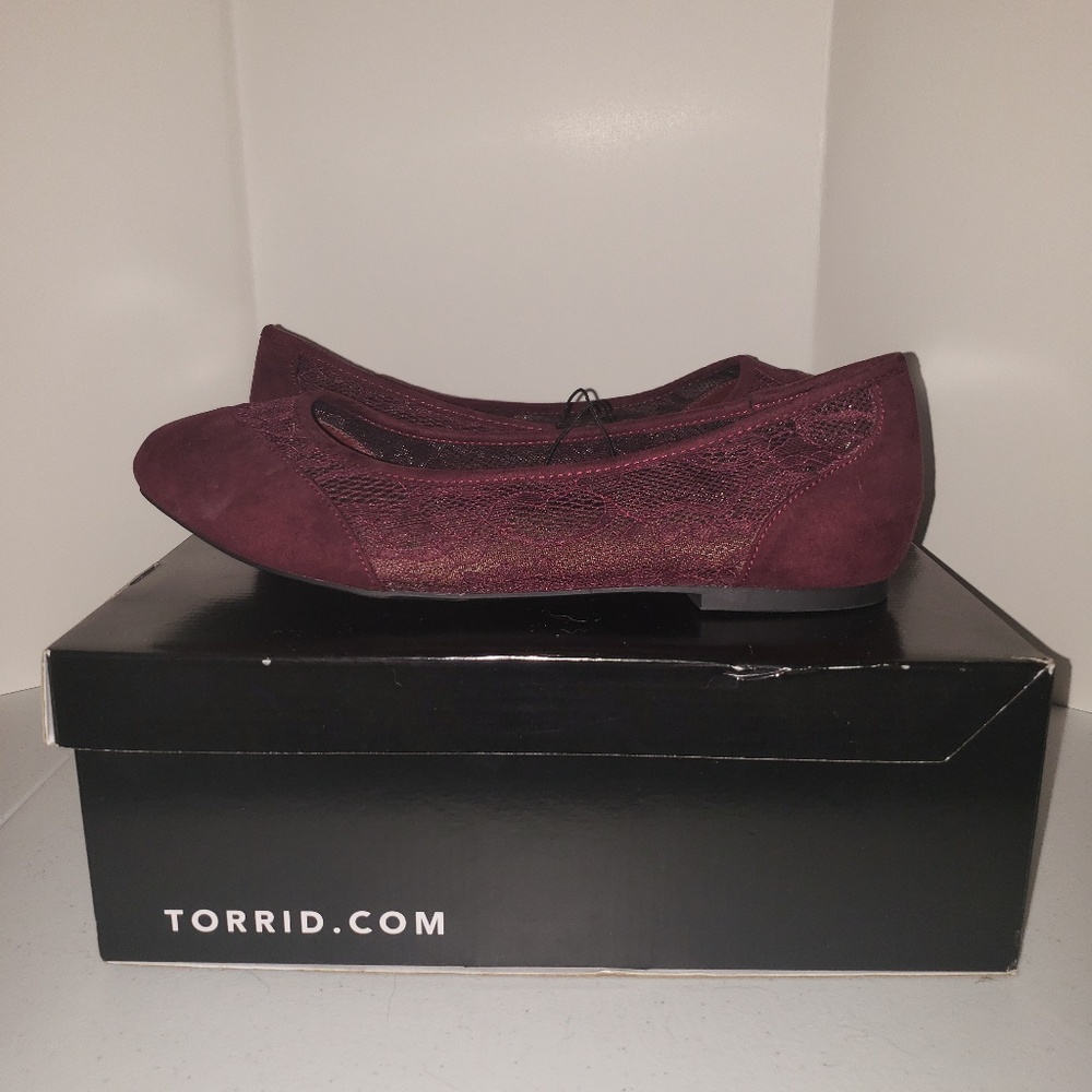 Burgandy Lace flat